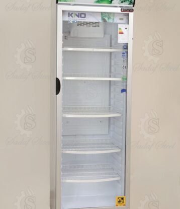 یخچال کینو ایستاده